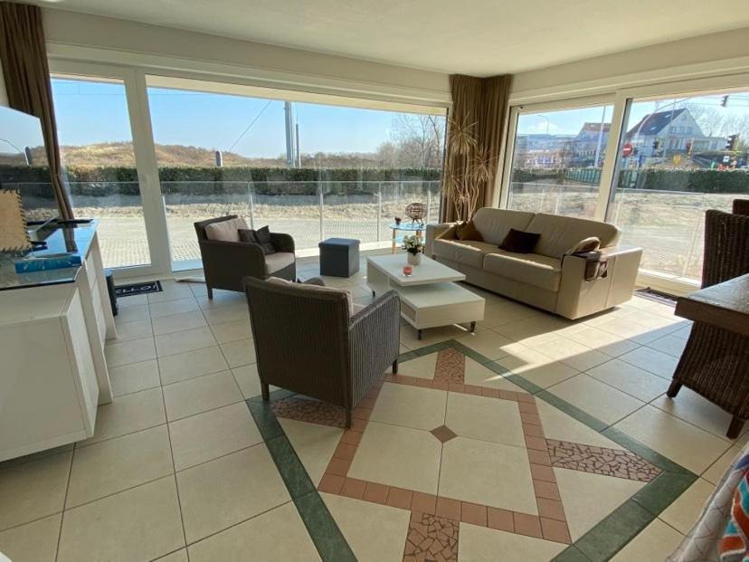 Seadream - Modern, Sunny With Big Terraces & Open View - Very Close To Sea, Beach, Shops, Restaurants & Beach Bars Nieuwpoort Dış mekan fotoğraf