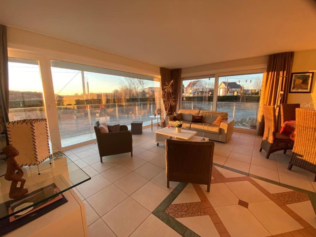 Seadream - Modern, Sunny With Big Terraces & Open View - Very Close To Sea, Beach, Shops, Restaurants & Beach Bars Nieuwpoort Dış mekan fotoğraf