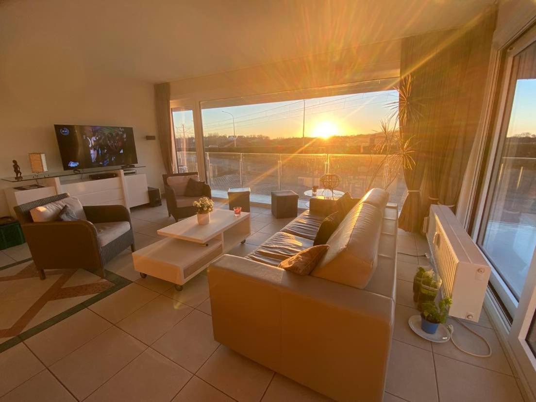 Seadream - Modern, Sunny With Big Terraces & Open View - Very Close To Sea, Beach, Shops, Restaurants & Beach Bars Nieuwpoort Dış mekan fotoğraf