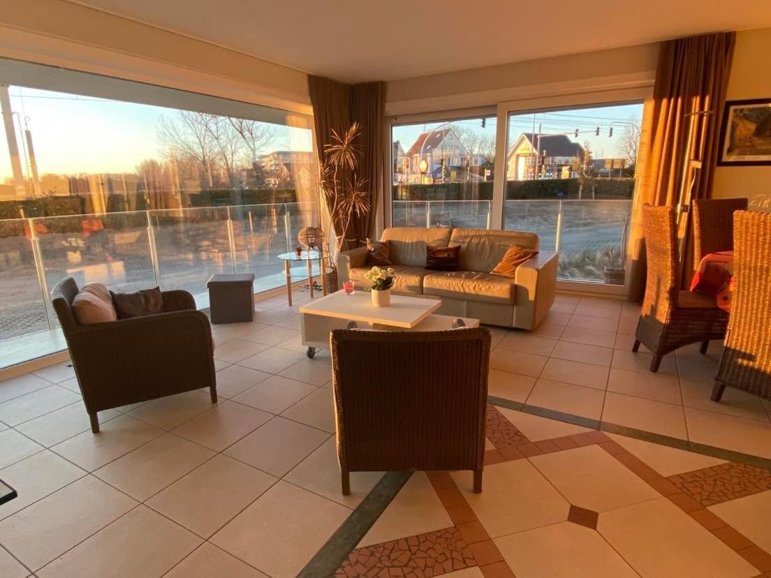 Seadream - Modern, Sunny With Big Terraces & Open View - Very Close To Sea, Beach, Shops, Restaurants & Beach Bars Nieuwpoort Dış mekan fotoğraf