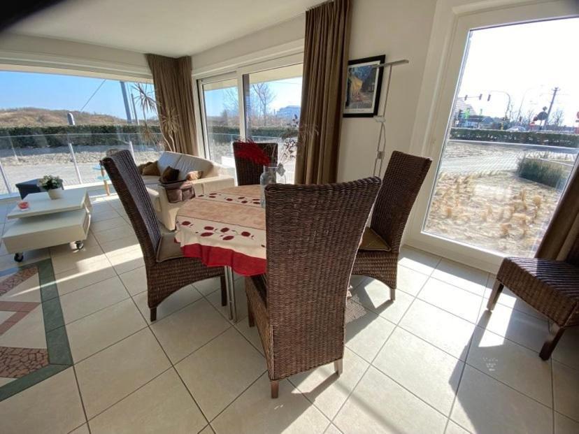 Seadream - Modern, Sunny With Big Terraces & Open View - Very Close To Sea, Beach, Shops, Restaurants & Beach Bars Nieuwpoort Dış mekan fotoğraf